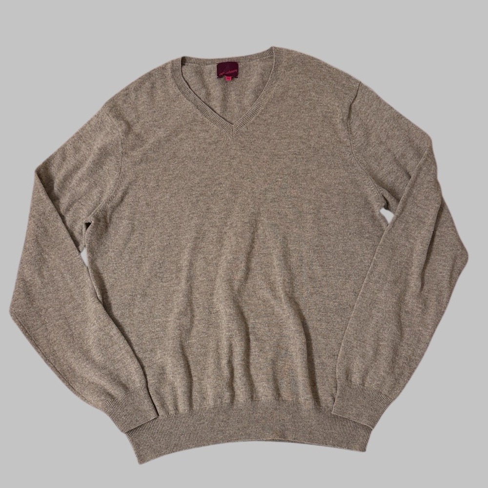 Women's V-Neck 100% Cashmere Sweater